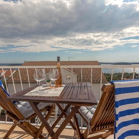 Apartments Anita Hvar Town Exterior photo