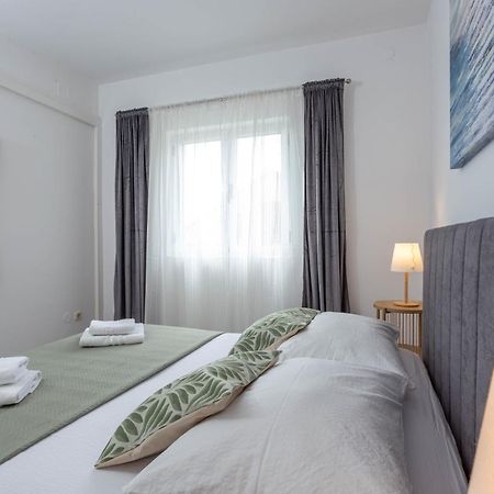 Apartments Anita Hvar Town Exterior photo
