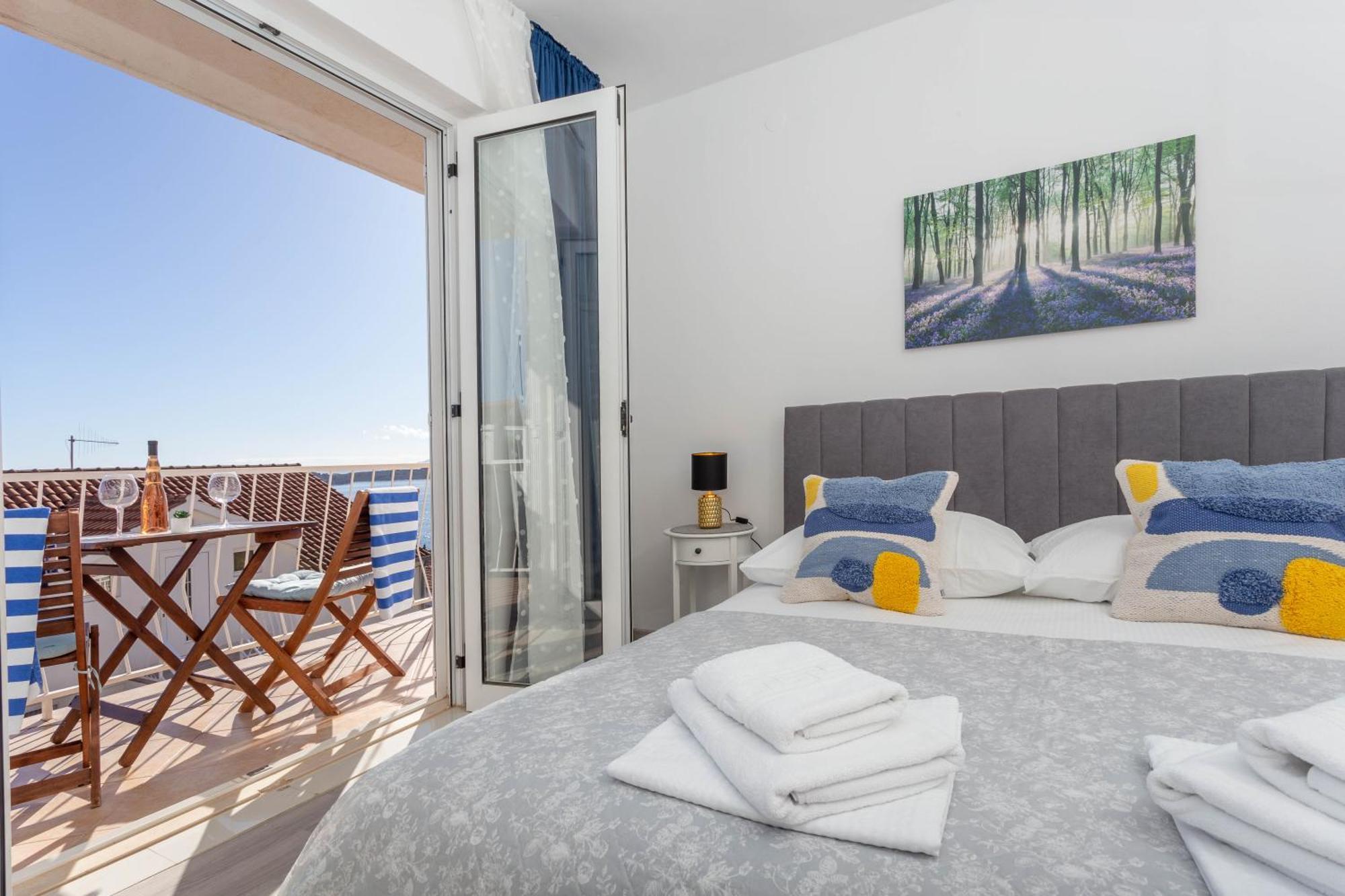 Apartments Anita Hvar Town Exterior photo