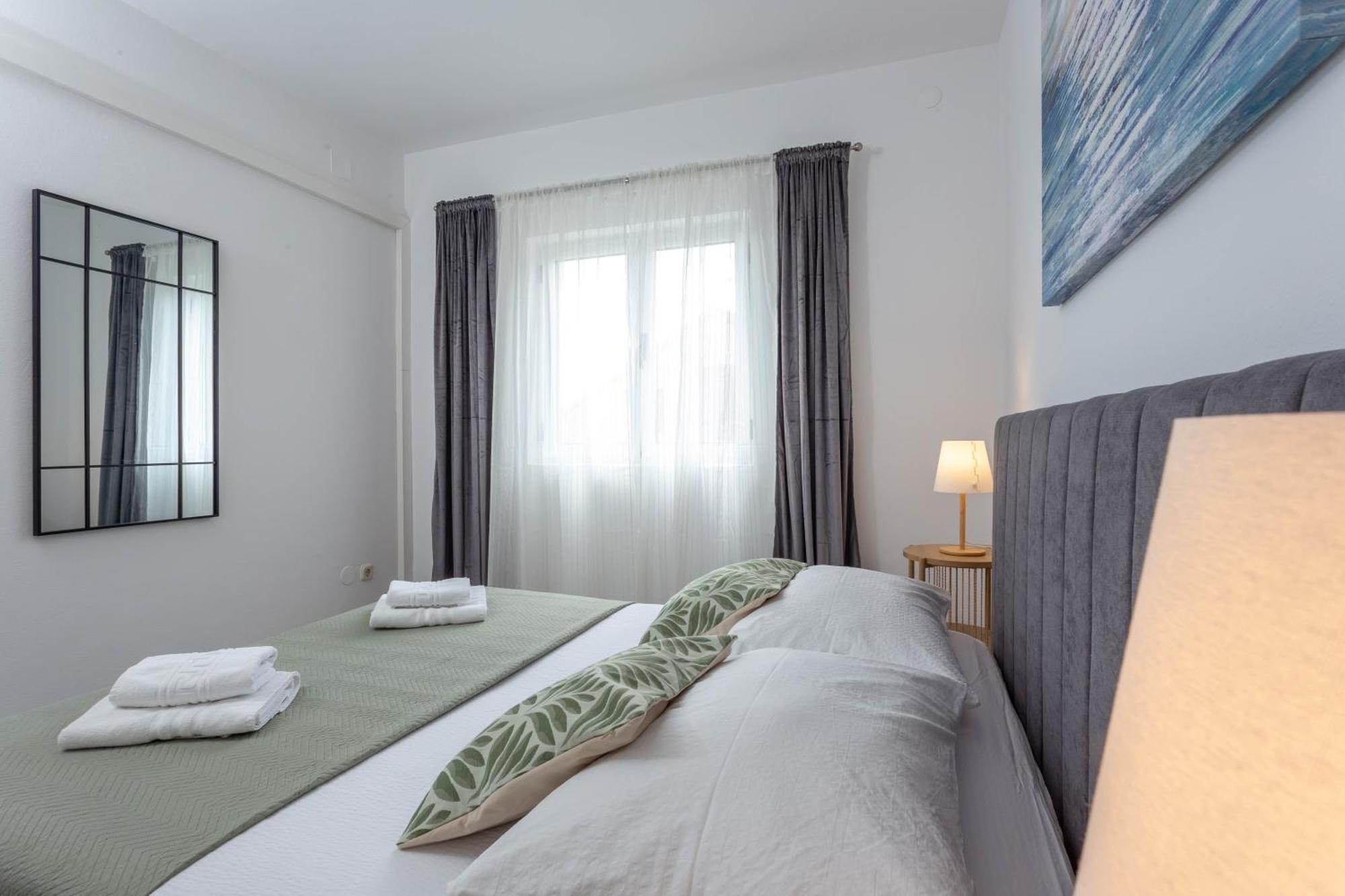 Apartments Anita Hvar Town Exterior photo