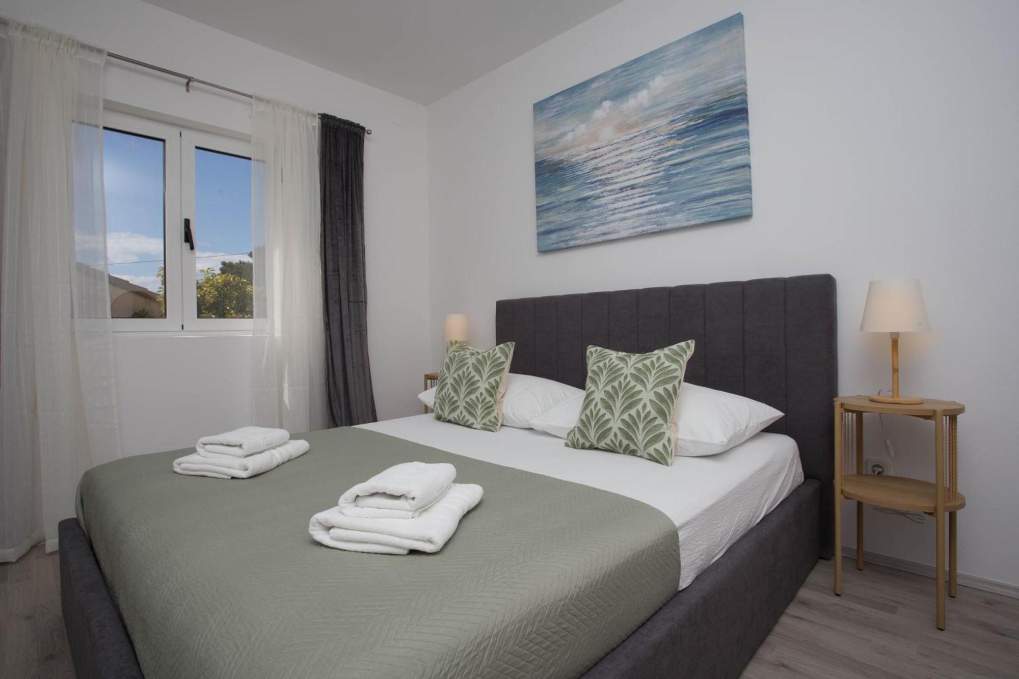 Apartments Anita Hvar Town Exterior photo