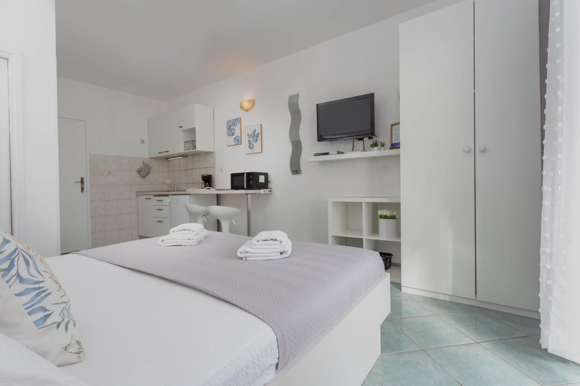 Apartments Anita Hvar Town Exterior photo
