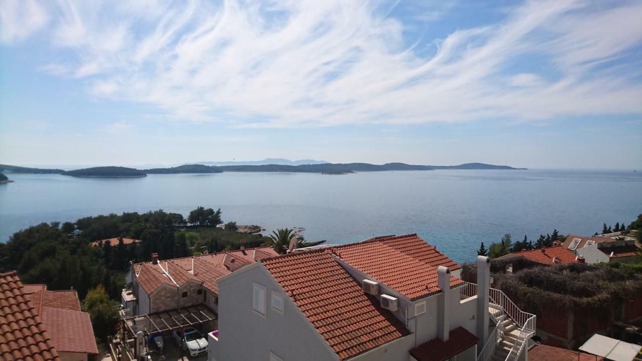 Apartments Anita Hvar Town Exterior photo